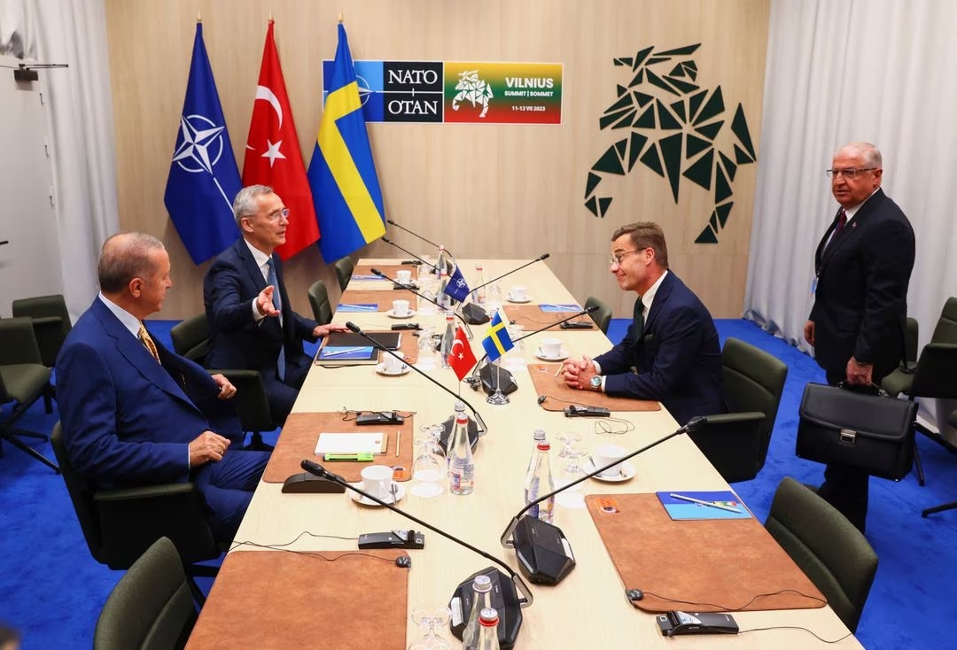 Cuộc họp giữa Tổng thư ký NATO, Tổng thống Thổ Nhĩ Kỳ và Thủ tướng Thụy Điển (Ảnh: Reuters)