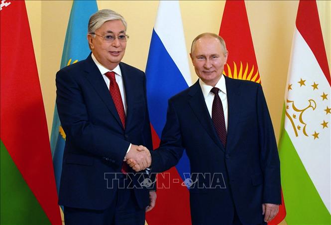 Tổng thống Nga và Tổng thống Kazakhstan