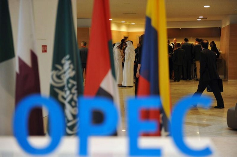 OPEC+ đối diện với rất nhiều áp lực cho quyết định sắp tới