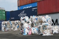 Nhựa phế liệu nhập khẩu: Siết hay cấm?