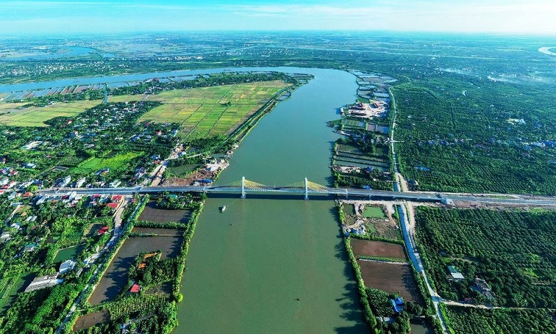 Cầu Quang Thanh, công trình nối giữa huyện Thanh Hà (Hải Dương) với huyện An Lão (Hải Phòng)