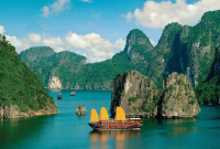 Du lịch tàu biển Quảng Ninh khởi sắc