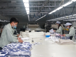 Doanh nghiệp trong các khu công nghiệp Quảng Ninh vào guồng sản xuất