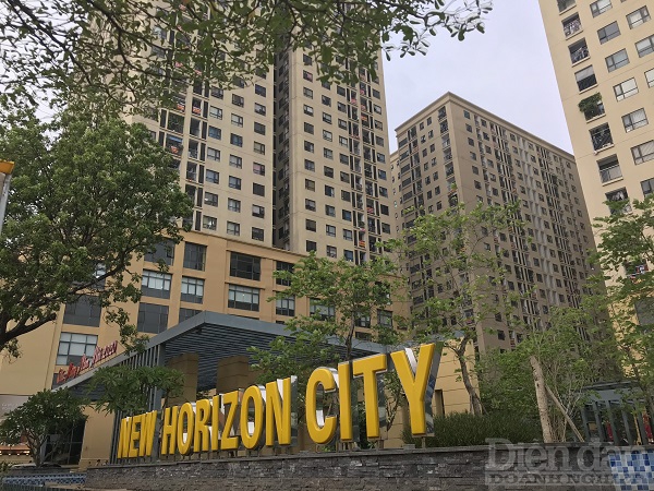 Cư dân tại chung cư New Horizon City phản ánh phải mang xe máy lên căn hộ vì những quy định vô lý của Ban quản lý và chủ đầu tư