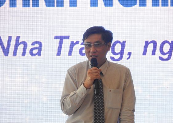 Ông Lê Đức Vinh, Chủ tịch UBND tỉnh Khánh Hòa yêu cầu các Sở, ngành nhanh chóng xử lý khó khăn cho doanh nghiệp