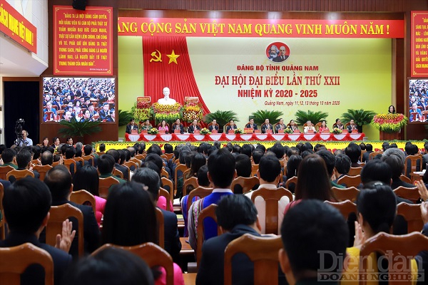 Quang cảnh buổi khai mạc Đại hội Đảng bộ tỉnh Quảng Nam lần thứ XXII