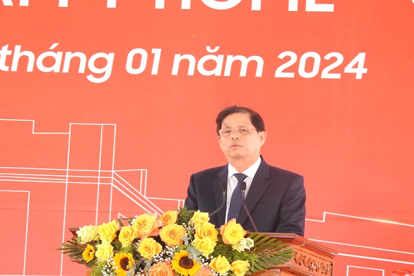 Ông Nguyễn Tấn Tuân, Chủ tịch UBND tỉnh Khánh Hòa phát biểu tại buổi lễ