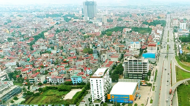 Tỉnh Bắc Giang có vị trí địa lý thuận lợi, kết nối 2 vùng kinh tế: Đồng bằng Sông Hồng và trung du miền núi phía Bắc.