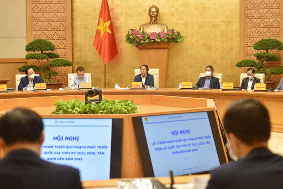 Phó Thủ tướng Lê Văn Thành chủ trì hội nghị lấy ý kiến hoàn thiện Quy hoạch phát triển điện lực quốc gia thời kỳ 2021-2030, tầm nhìn đến năm 2045 .Ảnh ĐỨC TUÂN