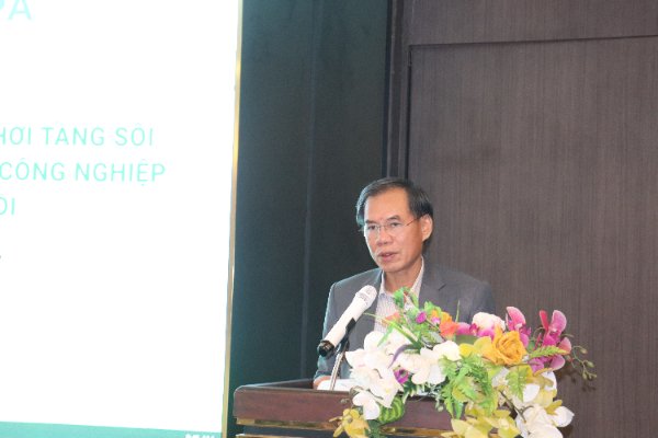  ông Nguyễn Việt Đức – Chủ tịch Hiệp hội Giấy và Bột giấy Việt Nam