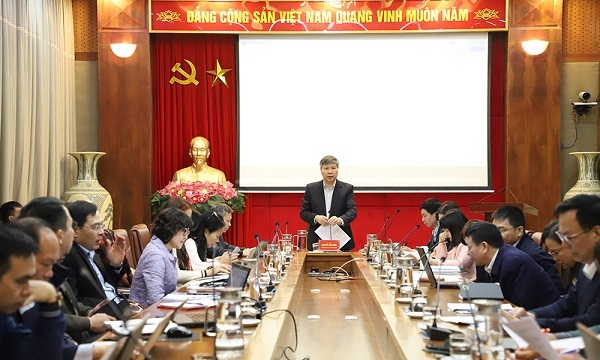 Ôngp/Nguyễn Đức Hòa - Phó Tổng Giám đốc BHXH Việt Nam chủ trì Hội thảo.
