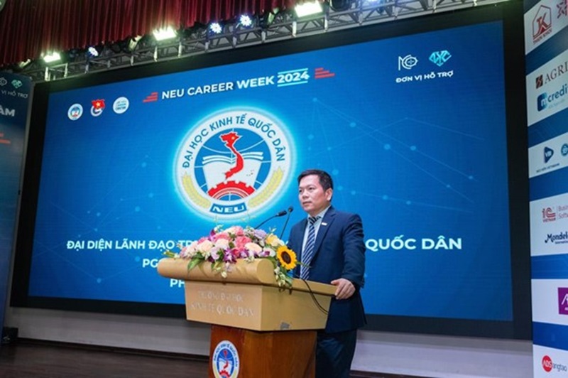 PGS.TS Nguyễn Thành Hiếu phát biểu về Tuần nghề nghiệp và việc làm 2024 