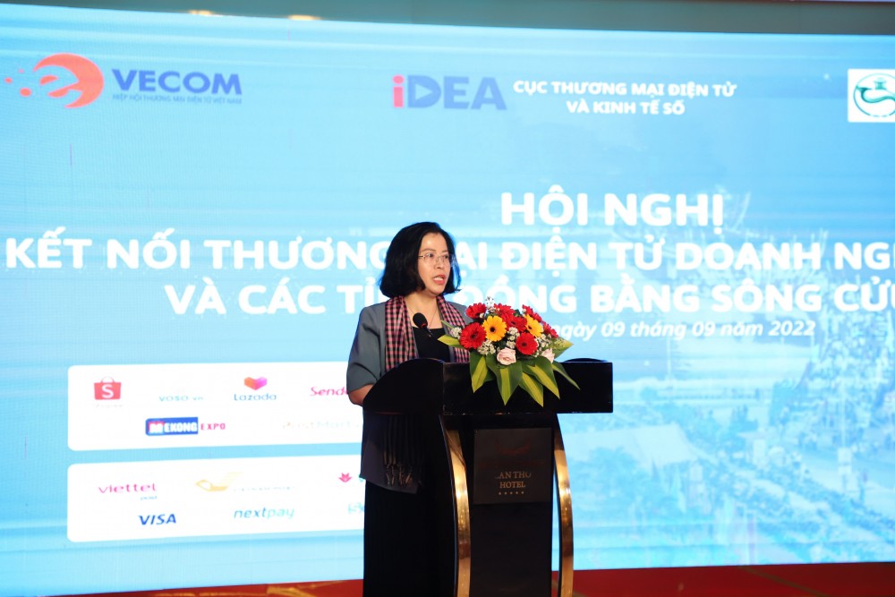 Bà Nguyễn Thị Minh Huyền, Phó Cục trưởng Cục Thương mại điện tử và Kinh tế số