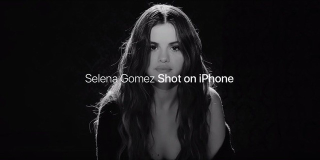 Selena Gomez là ca sĩ đầu tiên thực hiện video ca nhạc quay hoàn toàn bằng iPhone.