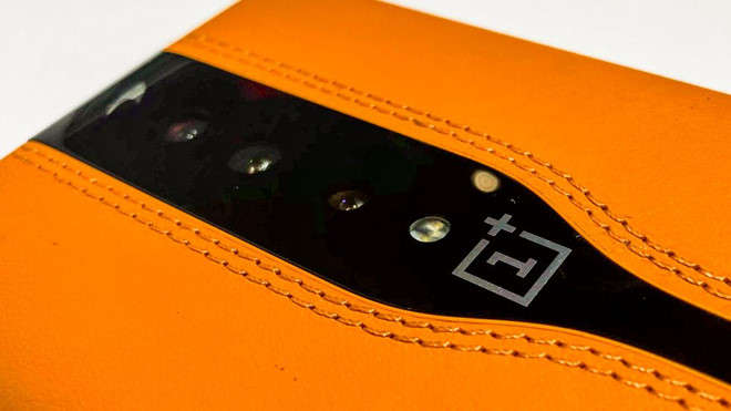 Cụm camera này của nguyên mẫu OnePlus Concept One có thể “tàng hình” khi không hoạt động