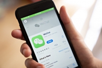 Apple bị tố 'ưu ái' WeChat
