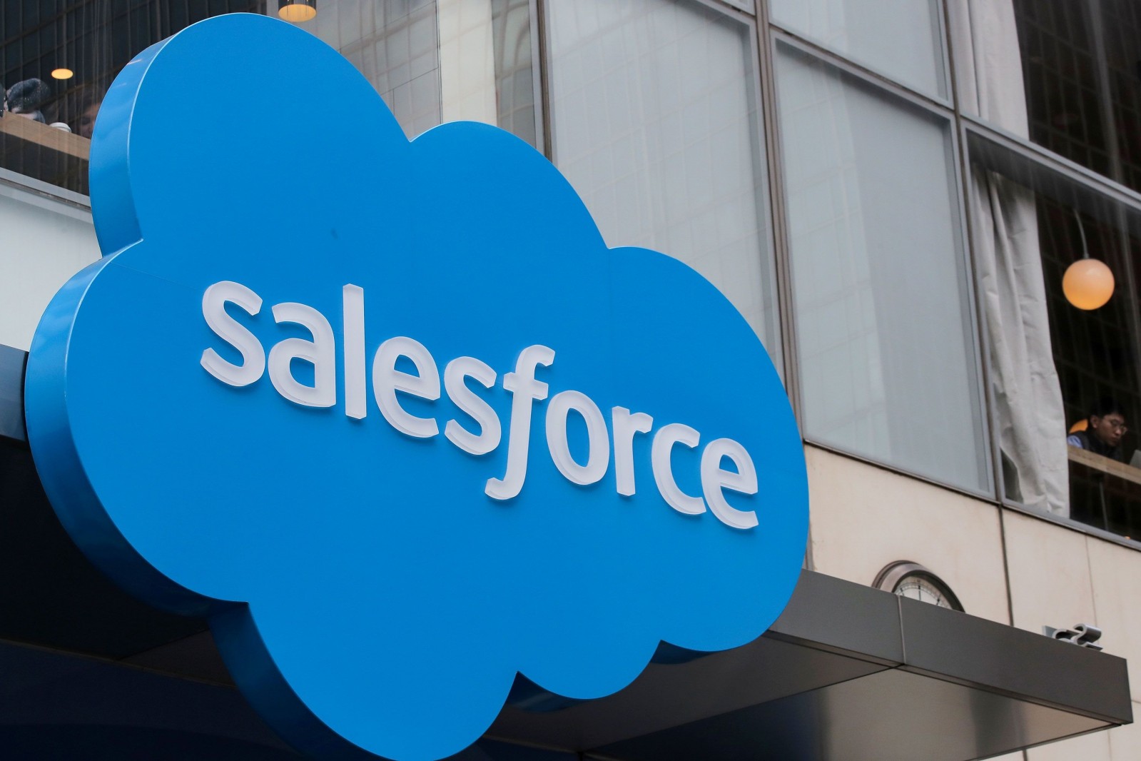 Salesforce có kế hoạch cắt giảm khoảng 10.000 việc làm