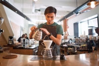 Các chuỗi cà phê đang chọn Singapore làm cửa ngõ ra thế giới