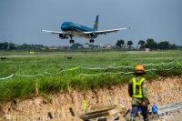 “Loạn” đề xuất xây dựng sân bay