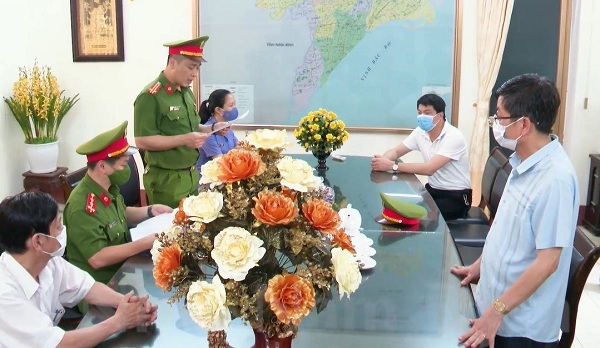 Ông Đỗ Đức Lưu, Giám đốc Trung tâm Kiểm soát bệnh tật tỉnh Nam Định bị khởi tố, bắt tạm giam 