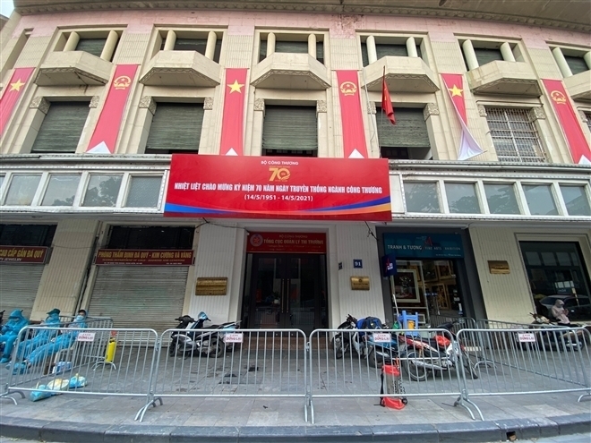 Tòa nhà 91 Đinh Tiên Hoàng (Hoàn Kiếm) - nơi làm việc của ông Nguyễn Văn Thanh được phong tỏa - Ảnh: VTC