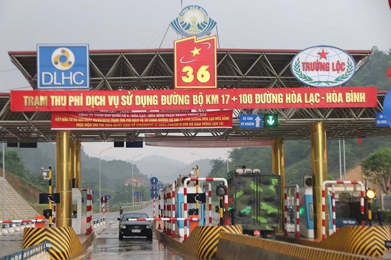 trạm thu phí Km 42+730, Quôc Lộ 6 thuộc thị trấn Lương Sơn, tỉnh Hòa Bình