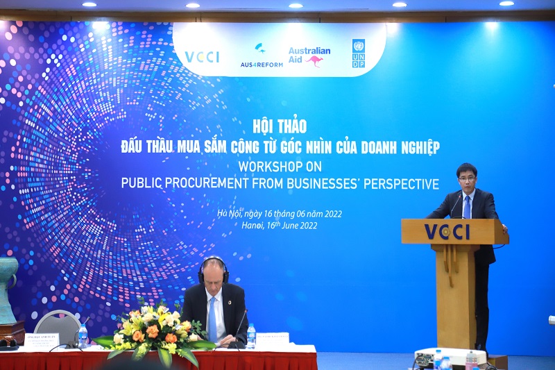 ông Đậu Anh Tuấn - Ủy viên Ban Thường trực, Phó Tổng thư ký VCCI phát biểu tại Hội thảo - Ảnh: Anh Khôi