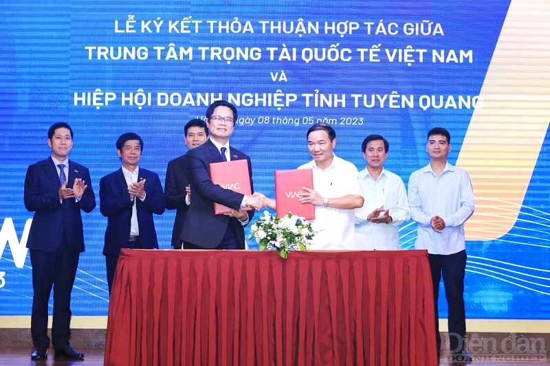 VIAC ký kết hợp đồng hợp tác với Hiệp hội Doanh nghiệp tỉnh Tuyên Quang