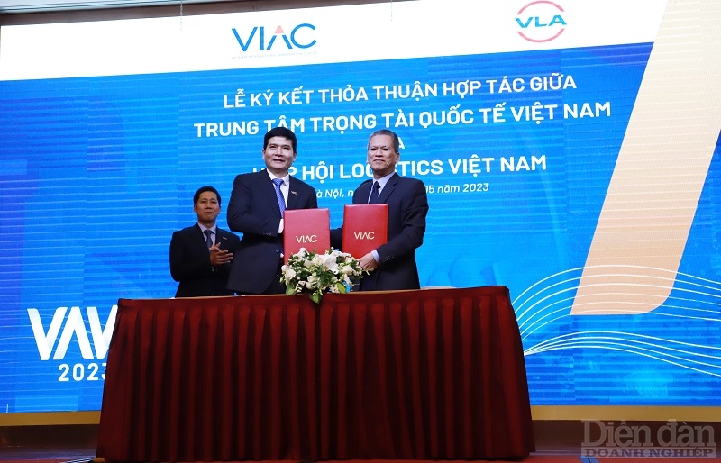 VIAC ký kết hợp đồng hợp tác với Hiệp hội Logistics Việt Nam