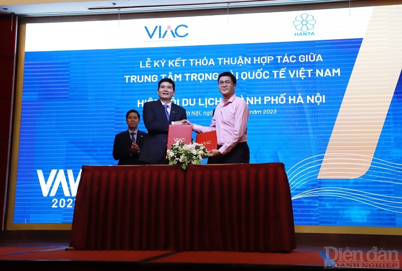 VIAC ký kết hợp đồng hợp tác với Hiệp hội Du lịch TP. Hà Nội