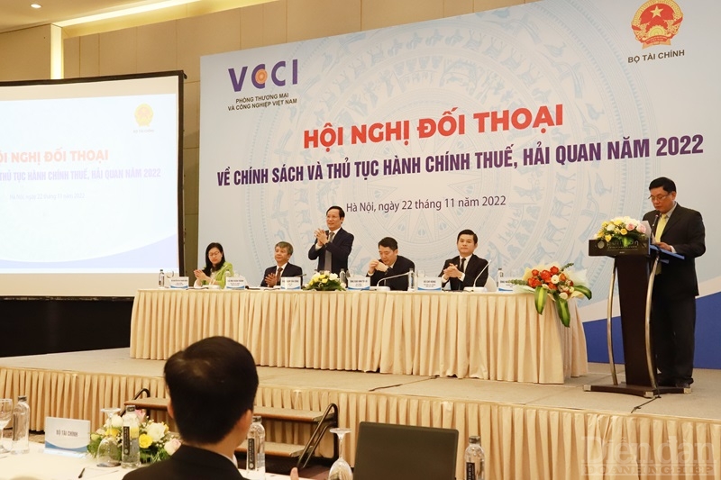 Ngày 13/12, VCCI) phối hợp với Bộ Tài Chính tổ chức hội nghị “Đối thoại về chính sách và thủ tục hành chính thuế - hải quan 2023” tại Hà Nội - Ảnh minh họa