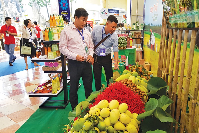 Để thúc đẩy xây dựng thương hiệu cho nông sản Việt, nhiều ý kiến cho rằng, cần tiếp tục hoàn thiện cơ chế, chính sách - Ảnh minh họa: ITN