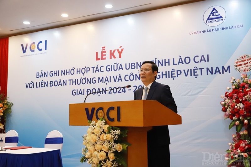 Chủ tịch VCCI - Phạm Tấn Công phát biểu tại buổi lễ