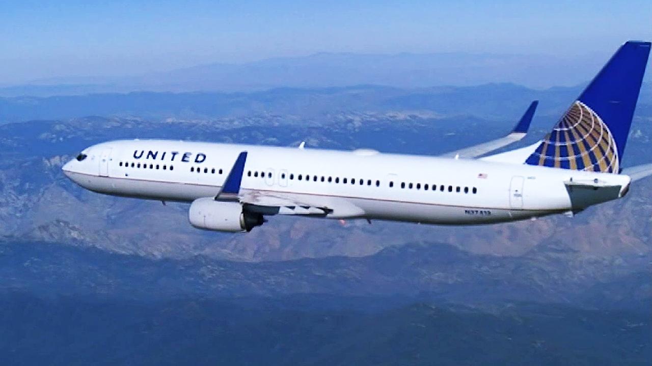 United Airlines lên kế hoạch cắt giảm ít nhất 3.400 vị trí quản lý và hành chính trong tháng 10 tới.