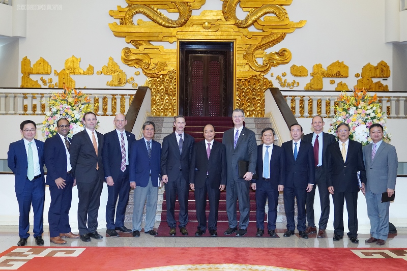 Cuộc tiếp xúc giữa Thủ tướng Việt Nam Nguyễn Xuân Phúc và Giám đôc DFC Adam Boehler