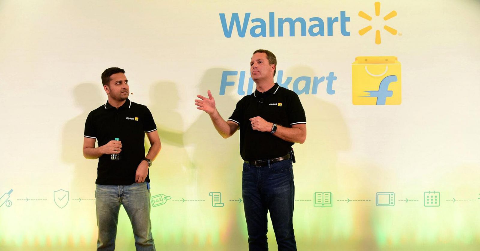 Tại Ấn Độ, Walmart đang “chơi lớn” với việc mua lại nhà cung cấp thương mại điện tử Flipkart với giá 16 tỷ USD.