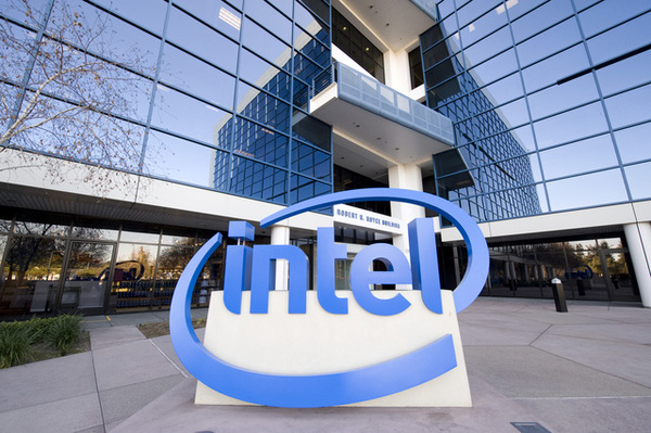 Intel hầu như nắm giữ tất cả những con át chủ bài với vị trí dẫn đầu về công nghệ sản xuất.