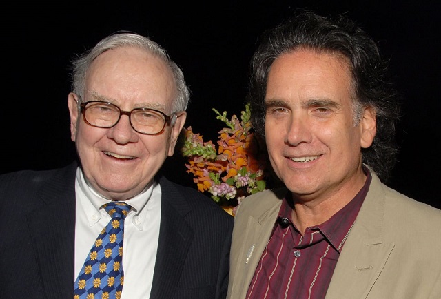 Người con trai út của Warren Buffett là Peter Buffett đi theo con đường nghệ thuật.