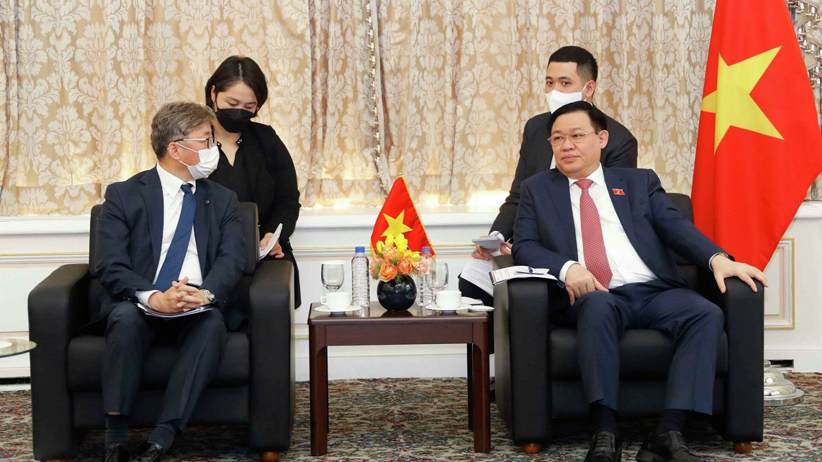 Chủ tịch Quốc hội Việt Nam thăm và làm việc tại Hàn Quốc.