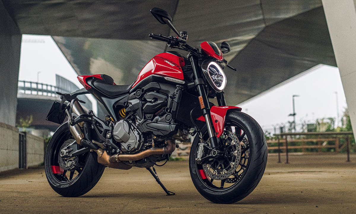 Một chiếc Ducati Monster phiên bản 2021.