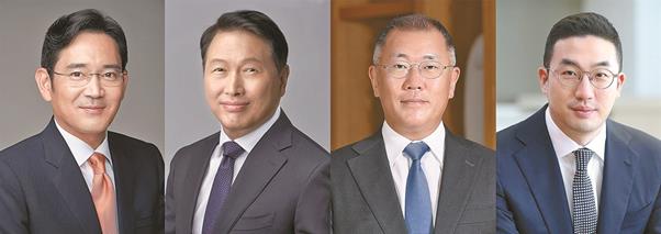 Từ trái sang là Chủ tịch Samsung Electronics Lee Jae-yong, Chủ tịch Tập đoàn SK Chey Tae-won, Chủ tịch Điều hành Tập đoàn Hyundai Motor Chung Euisun và Chủ tịch Tập đoàn LG Koo Kwang-mo.