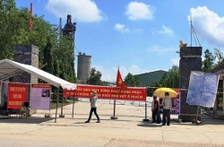Quảng Bình: Dựng lều phản đối nhà máy xi măng gây ô nhiễm