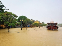 Mưa lớn gây ngập lụt tại Hội An