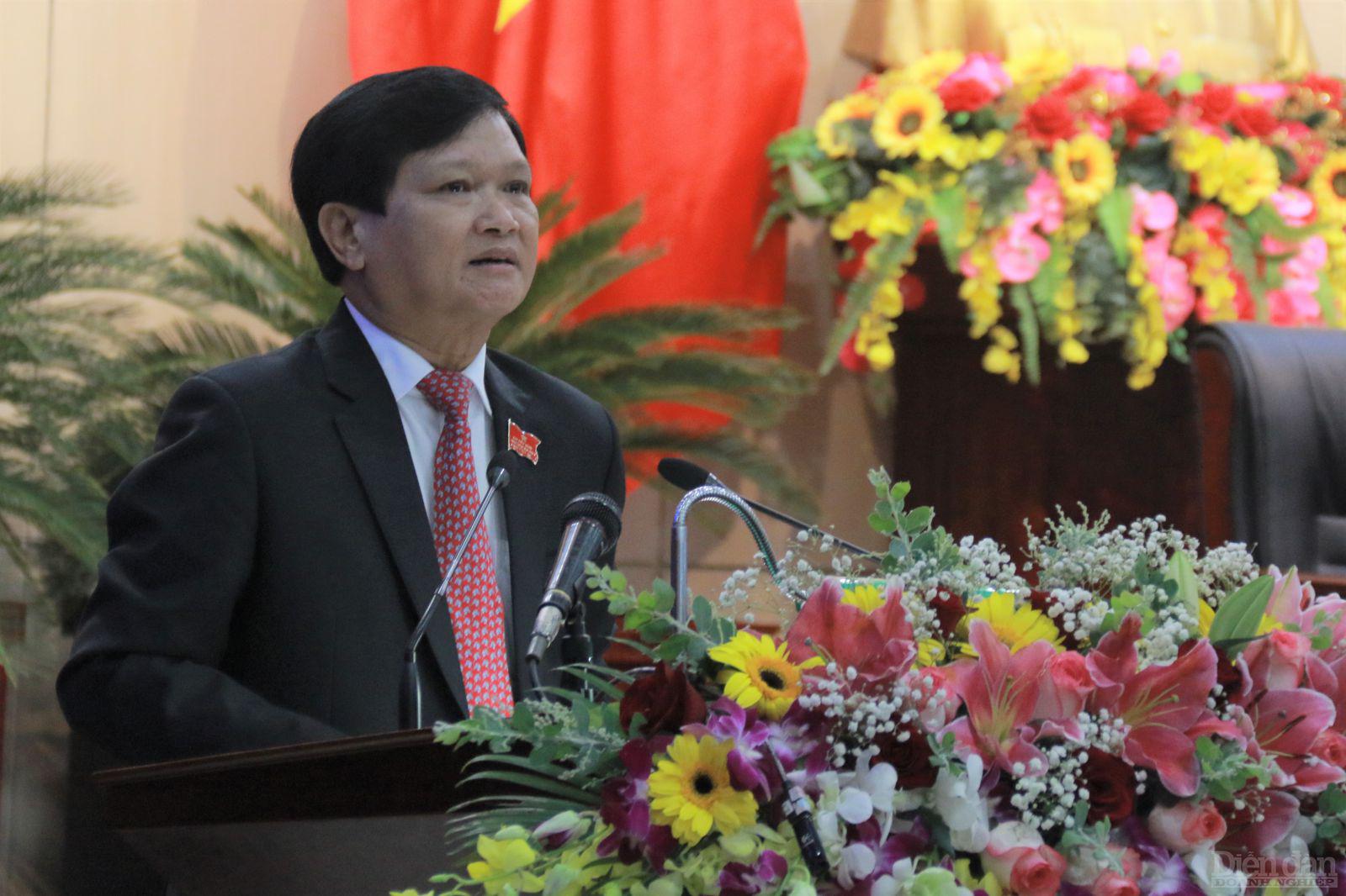 Ông Nguyễn Nho Trung – Chủ tịch Hội đồng nhân dân TP. Đà Nẵng nhận định kỳ họp diễn ra trong thời điểm kết thúc giai đoạn 2015-2020 cũng là thời điểm thành phố đối diện với những hậu quả vô cùng nặng nề của dịch bệnh COVID-19 và thiên tai
