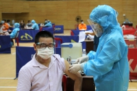 Đà Nẵng triển khai tiêm vaccine COVID-19 cho toàn dân