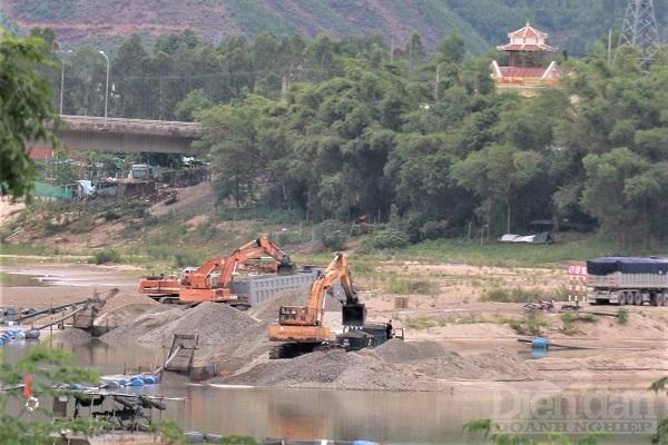 Hiện tại, trên địa bàn tỉnh Quảng Nam còn khá ít mỏ khai thác cát, sỏi còn giấy phép hoạt động.