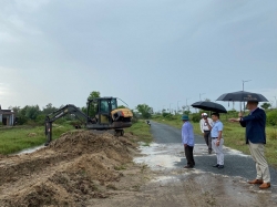Hoiana lắp đặt hệ thống ống thoát nước mới cho người dân xã Duy Hải