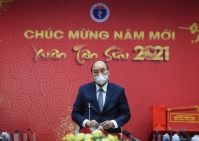 Thủ tướng Nguyễn Xuân Phúc: Ngành y tế phải cảnh giác cao hơn các ngành khác