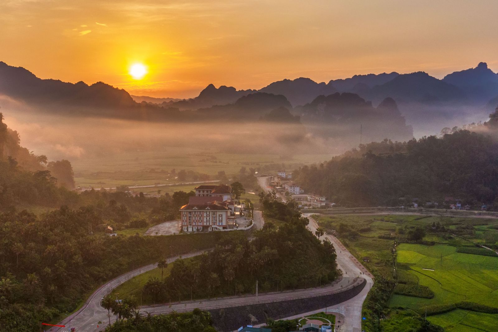 Huyện Lâm Bình phấn đấu đến năm 2025, đón trên 200.000 lượt khách du lịch.
