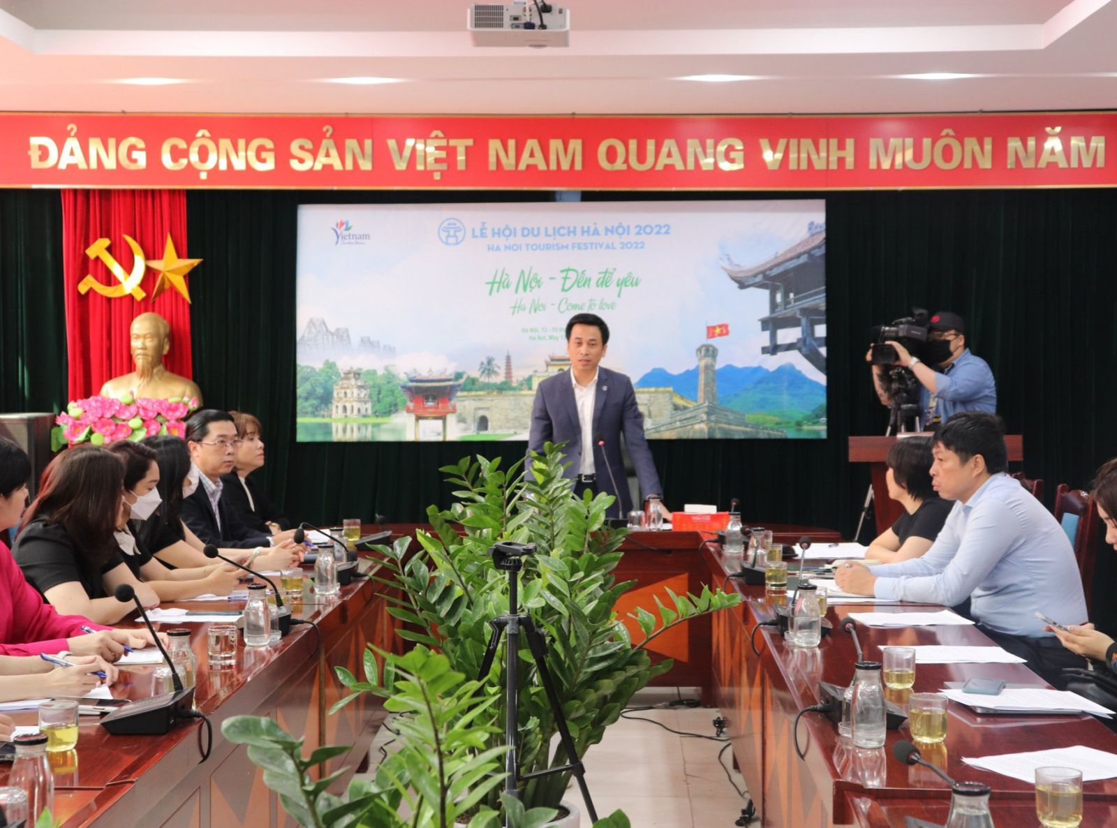 Ông Nguyễn Ánh Dương, Giám đốc Trung tâm xúc tiến Đầu tư, Thương mại và Du lịch Hà Nội (HPA) tại hội nghị sáng 6/5.